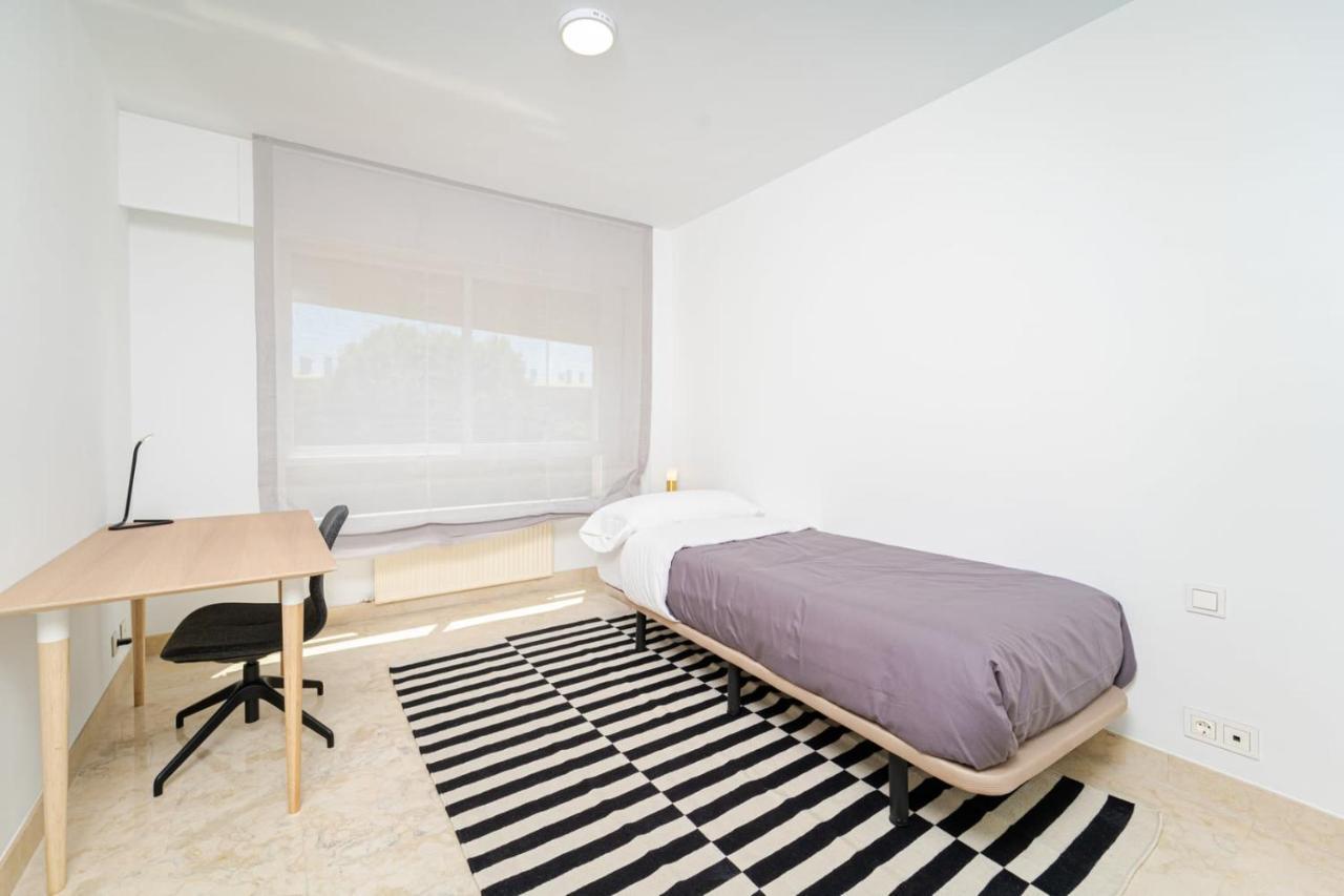 Encinas Design In Conde Orgaz Area - Apartamento Madrid
